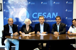 Carlos Martineli, diretor de Operação do Interior; Elisa Franchiani, presidente da Acacci; Neivaldo Bragato, presidente da Cesan; Alsemo Tozi, diretor de Meio Ambiente