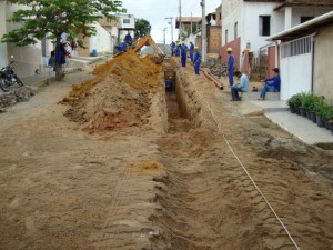 Obras de esgotamento sanitário em Nova Venécia