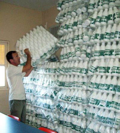 garrafas_leo_cozinha_usado_1_pequena.jpg