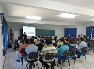 Os técnicos que participaram dos dois dias de curso foram instruídos por profissionais da Empresa Brasileira de Pesquisa Agropecuária (Embrapa) de São Carlos (SP). 