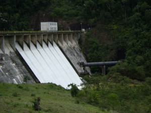 Entre as medidas estruturais para reduzir os efeitos das secas está a utilização da barragem de Rio Bonito para abastecimento da população
