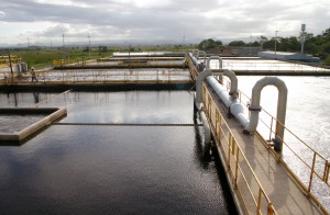 Prefeitura de Vila Velha utilizou 461 mil litros de água de reúso gerada pela Estação de Tratamento de Esgoto (ETE) de Araçás 